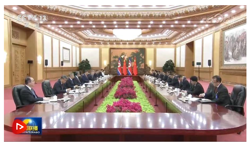 习近平会见朝鲜内阁总理朴泰成