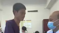 男子患重病直不起腰，医生主动帮其在朋友圈卖羊，并垫付部分医药费