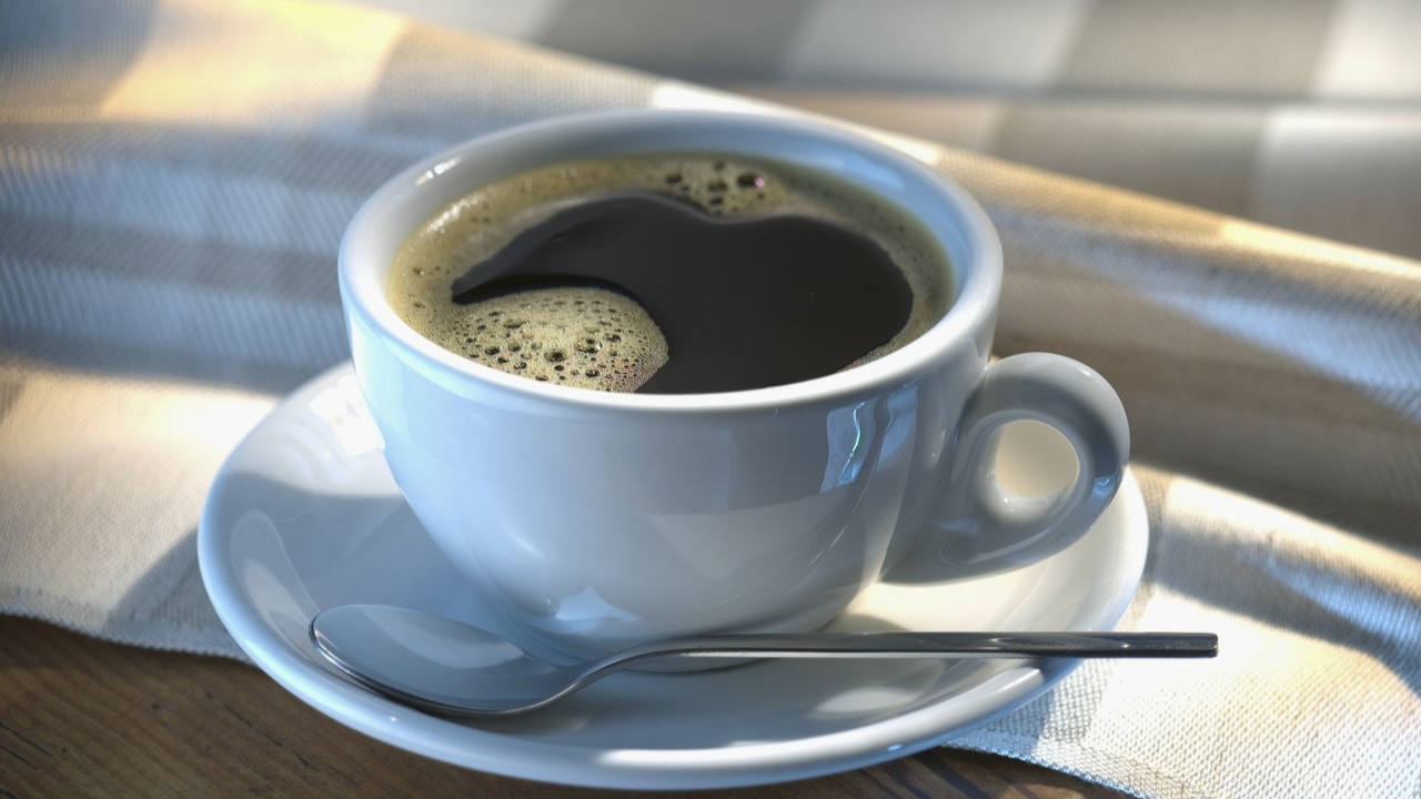 号称“每天一杯自动瘦”的黑咖啡减肥法，真的靠谱吗？