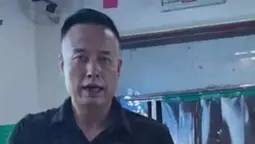 烤肉师傅回应“长相酷似马斯克走红”：有点紧张