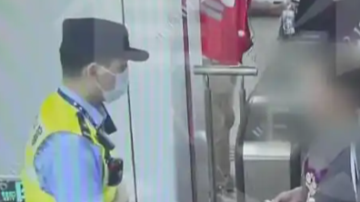 一在逃人员去看演唱会，刚出地铁口就被警方抓获