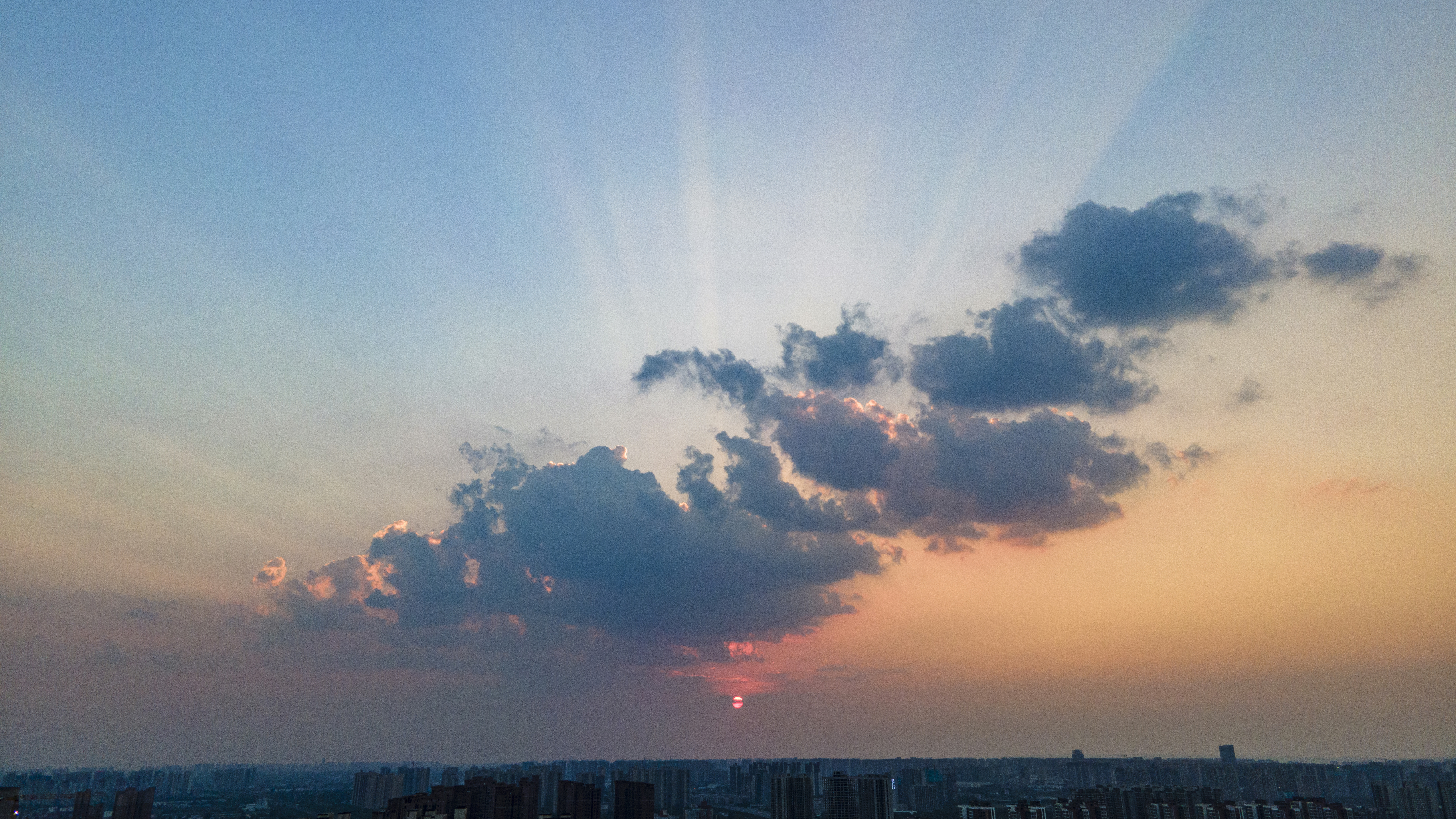 雨虽暂歇，风险未消！今后四天河南多阵雨，需严防地质灾害滞后发生