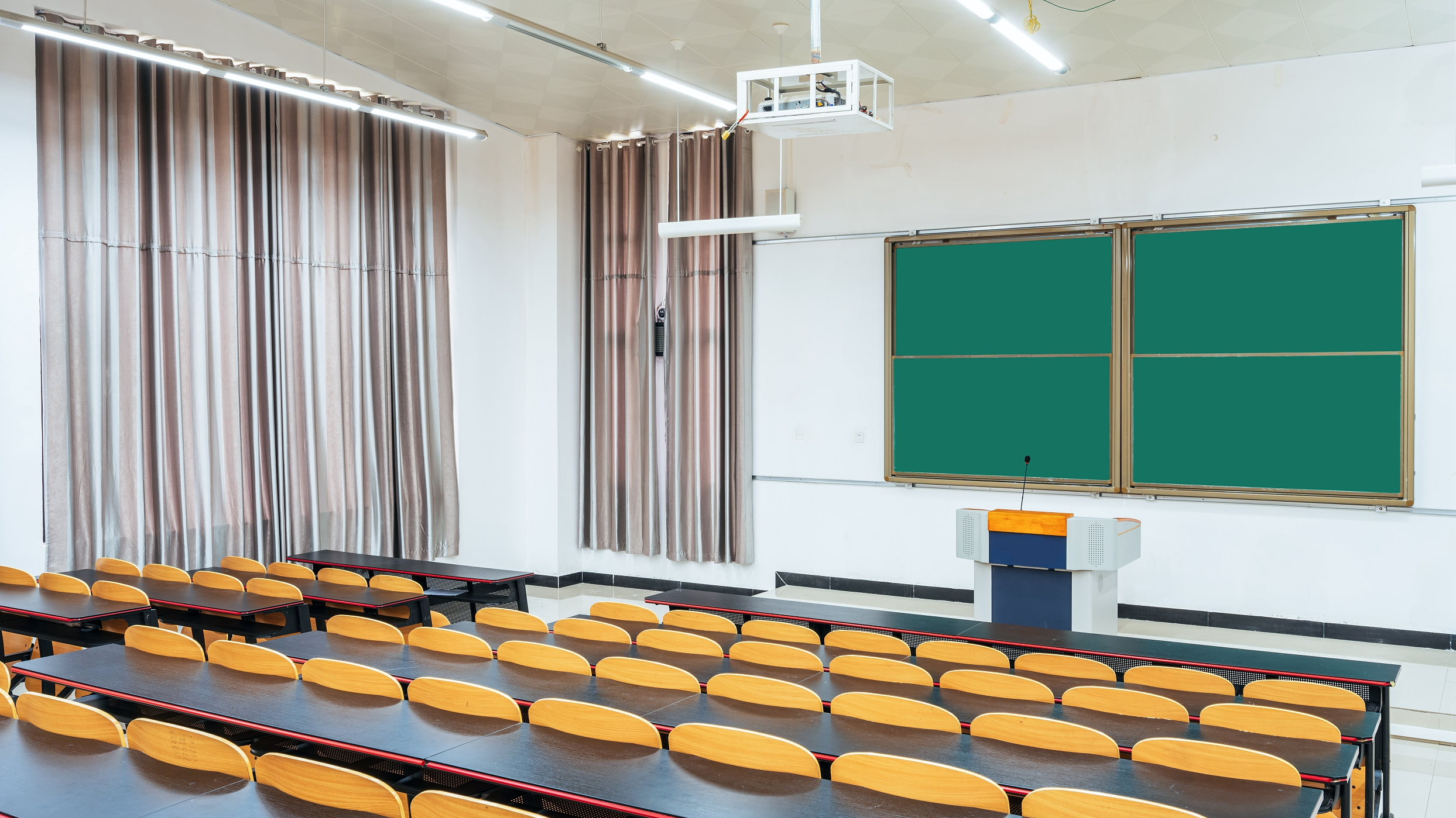 郑州市区小学入学8月21日、22日集中现场报名