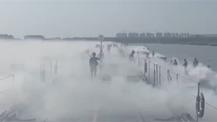 26分钟架一座桥！钢铁洪流+钢铁洪流的震撼你见过吗？