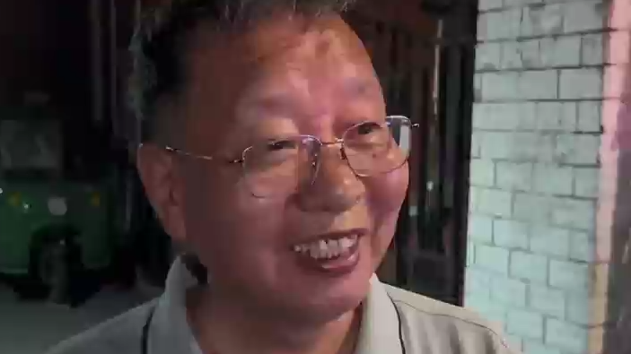 时隔27年“赛考斯”重返中国：河南老友邀请他再吃一碗浆面条