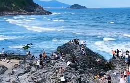 网红景点无公厕，民宿开放自家厕所收费1元遭网暴，官方回应