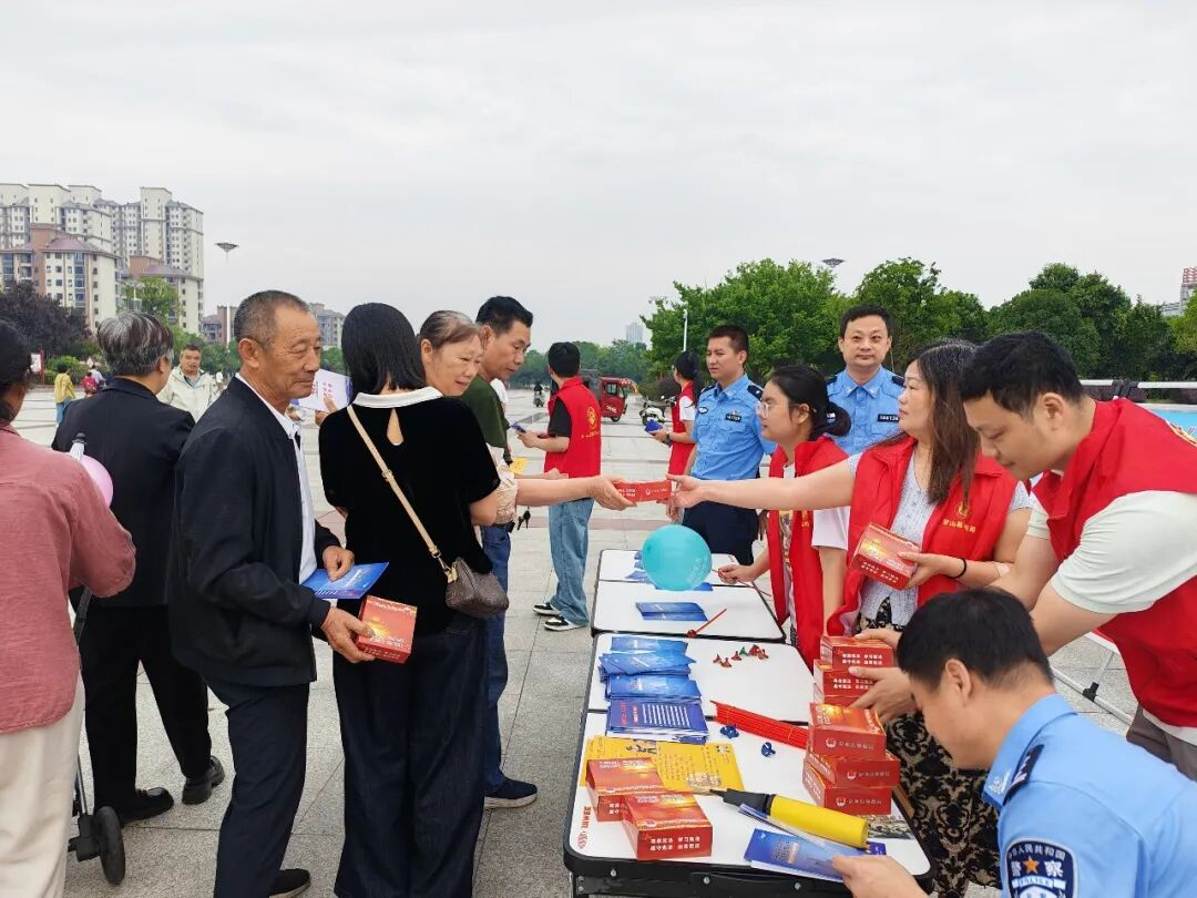 罗山县司法局开展网络安全普法宣传活动