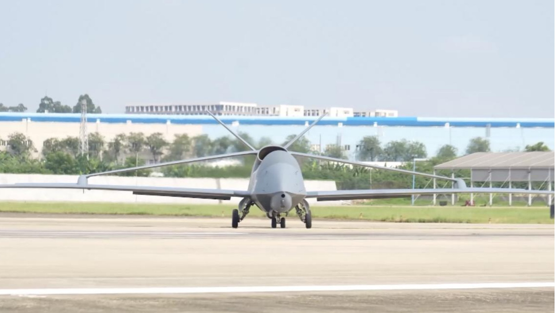 无侦-7亮相黄岩岛海空联演，优势何在？