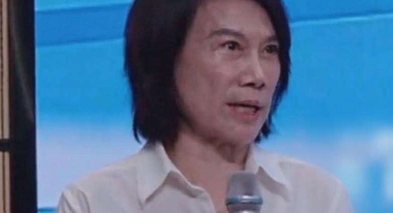 格力技工学校开学第一课董明珠定规矩：禁止谈恋爱，头发不能太长